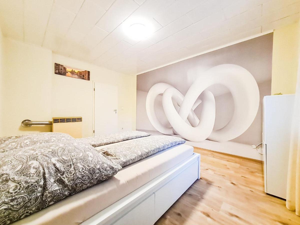 Moderne 3Zimmer Wohnung Mit Balkon 뉘른베르크 외부 사진