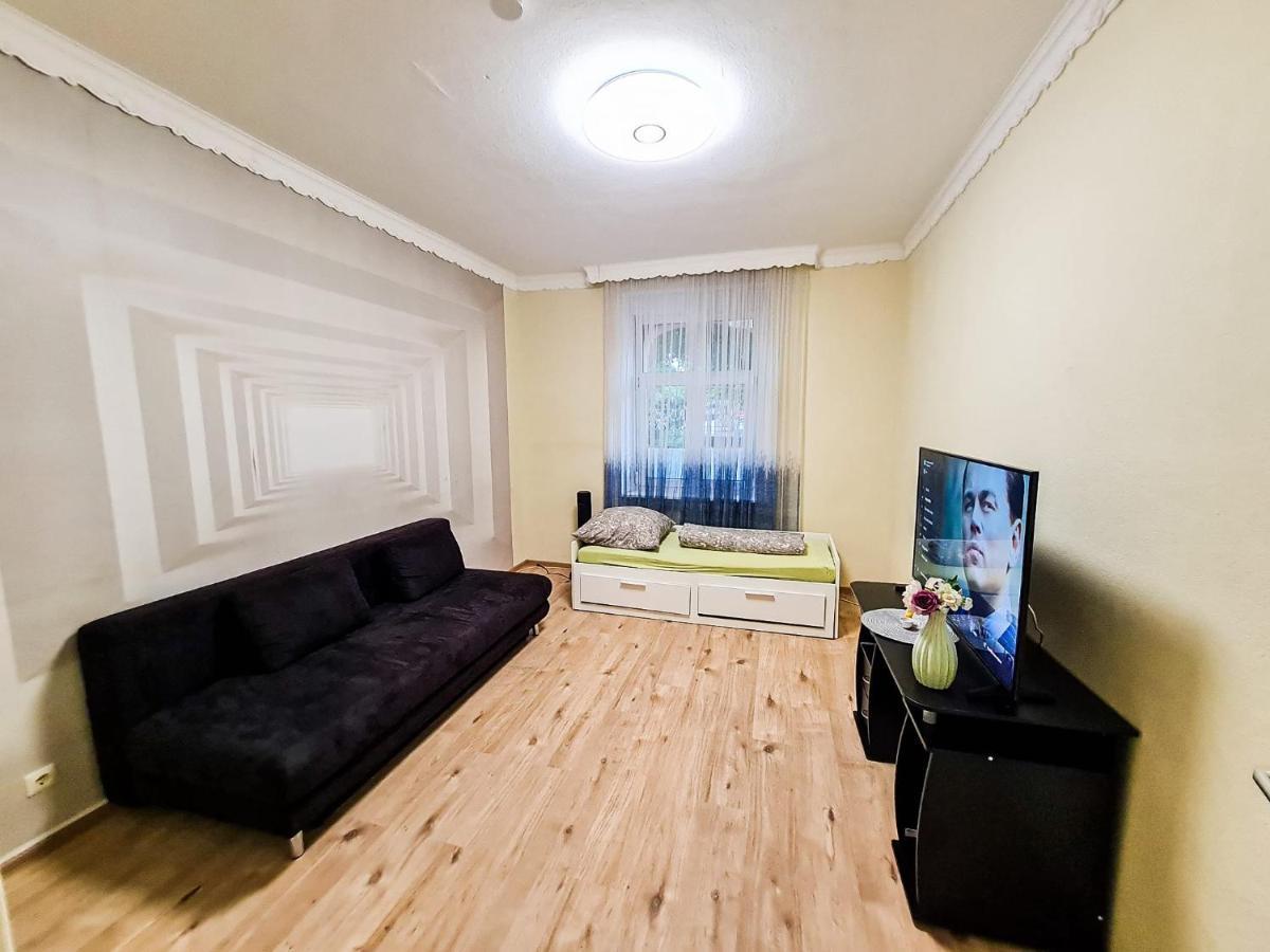 Moderne 3Zimmer Wohnung Mit Balkon 뉘른베르크 외부 사진